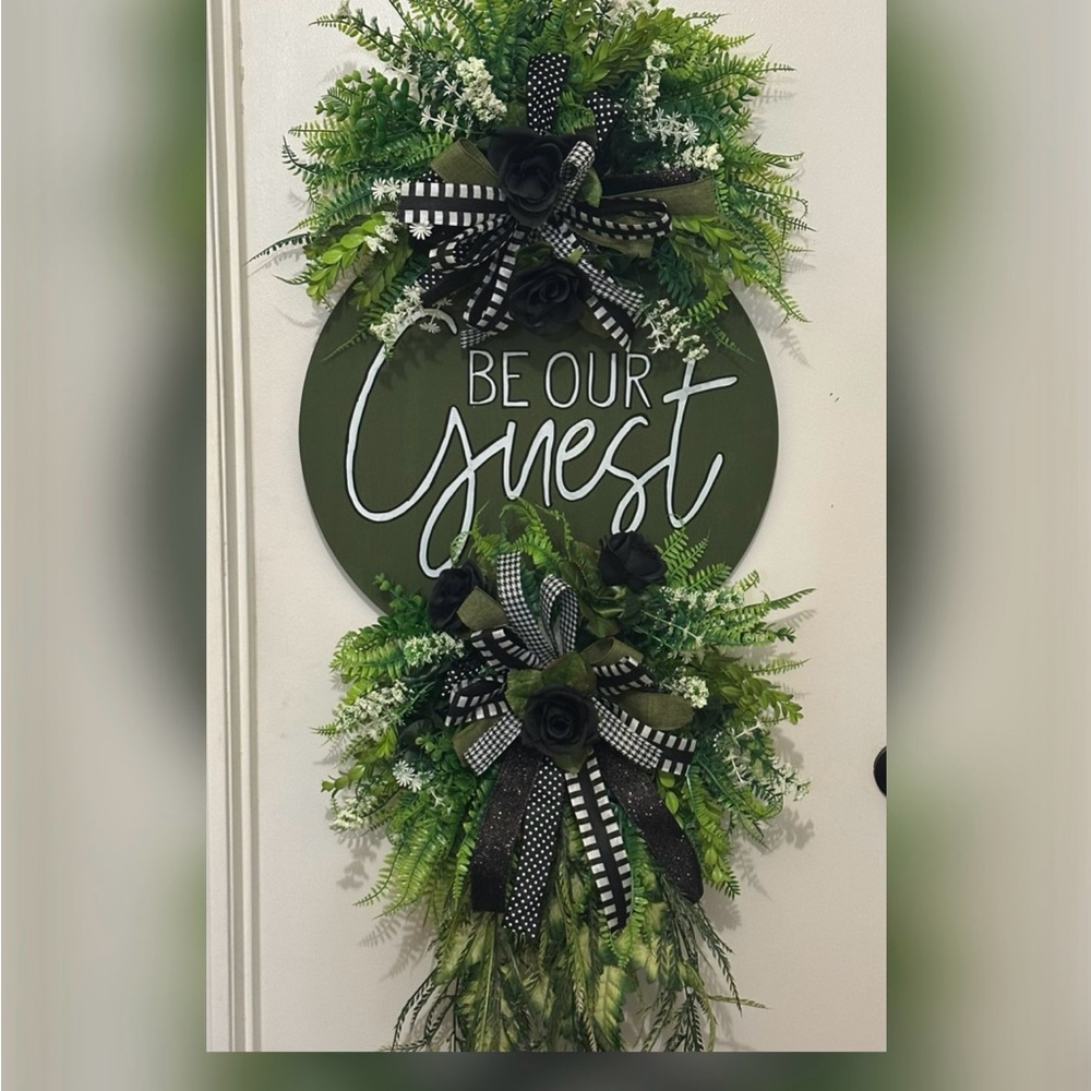 Green and Black Holiday Door Wreath